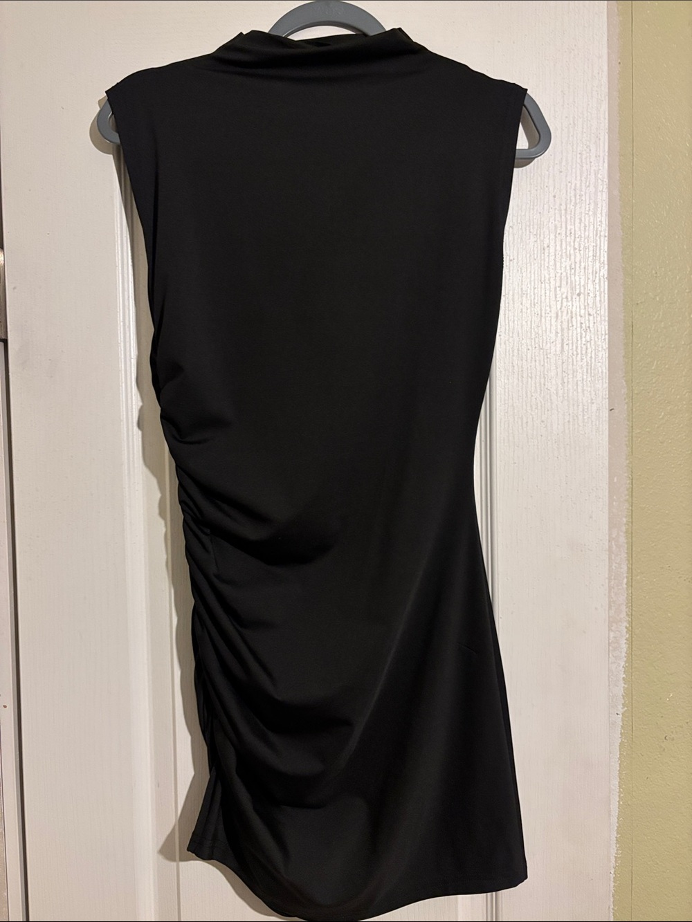 SHEIN Black Sleeveless Ruched Mini Dress
